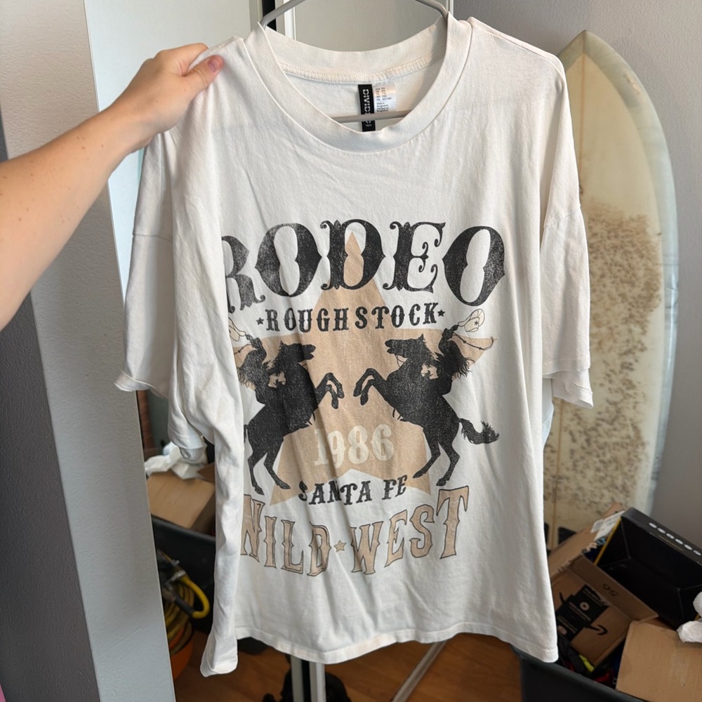 H&M tee - Picture 6 of 12